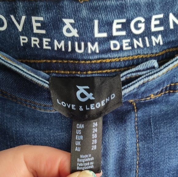 Love & Legend blue jeans with raw hem and double black stripe on leg - Picture 10 of 11